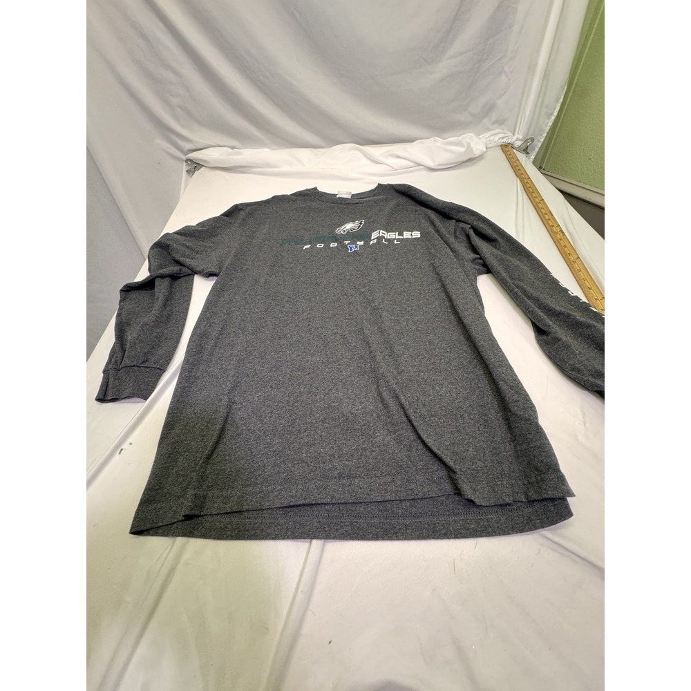 Majestic Philadelphia Eagles gray long sleeve shirt -large Eagles Football